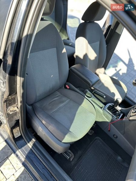 Хетчбек Ford Focus 2006 в Самборі