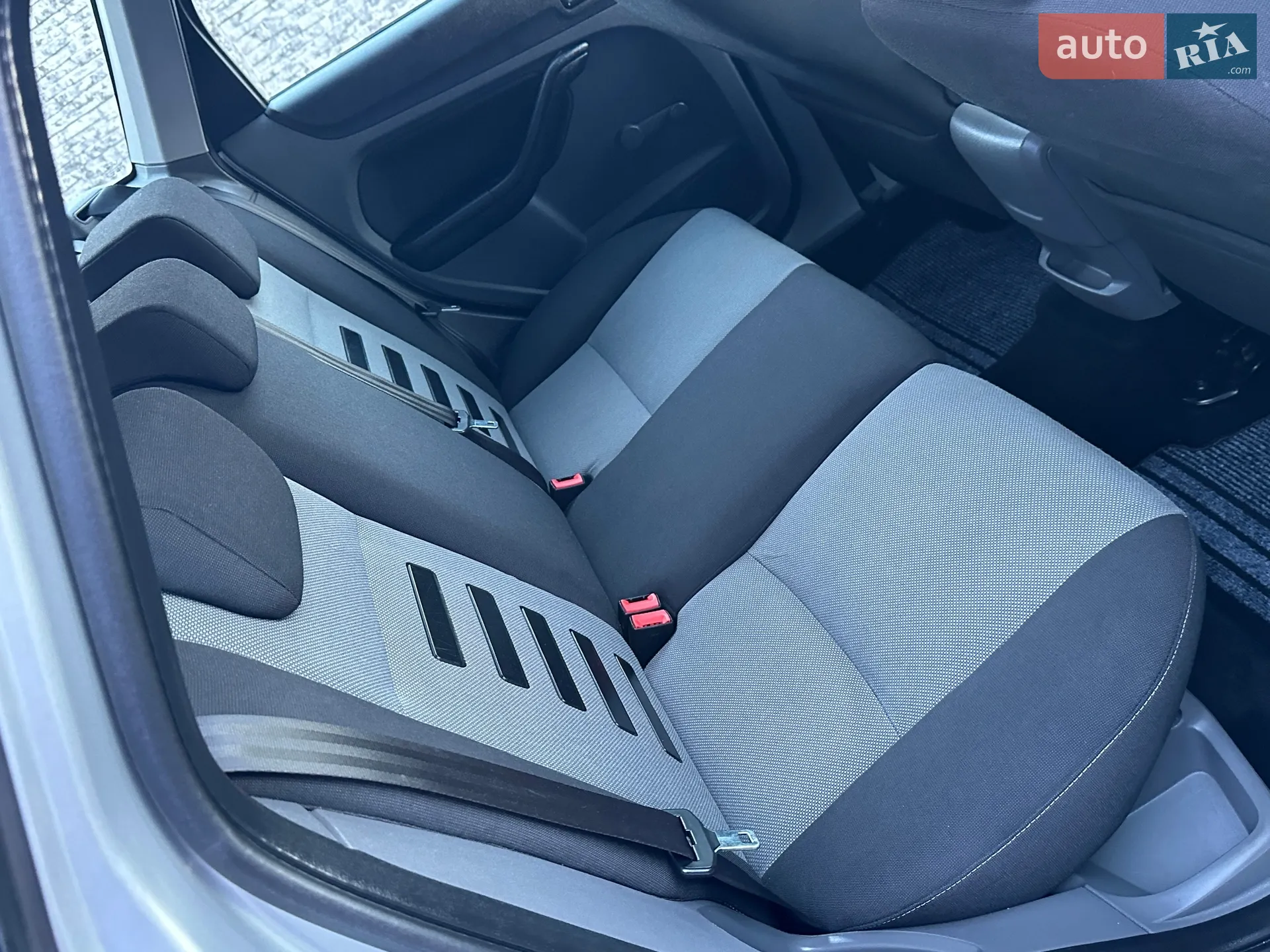 2010 Ford Focus - мініатюра 84