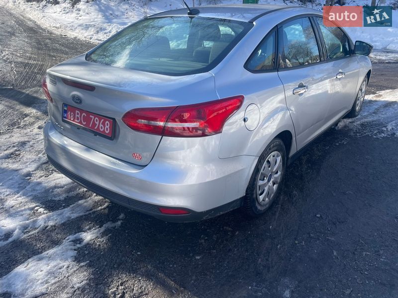 Седан Ford Focus 2017 в Лубнах