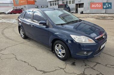 Хэтчбек Ford Focus 2008 в Киеве