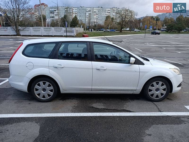 Универсал Ford Focus 2010 в Запорожье