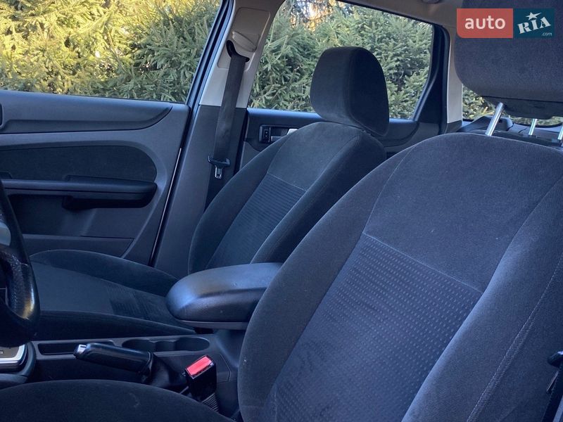 Универсал Ford Focus 2006 в Вознесенске