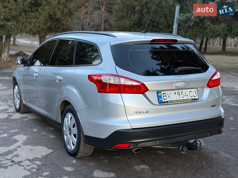 Универсал Ford Focus 2011 в Ровно