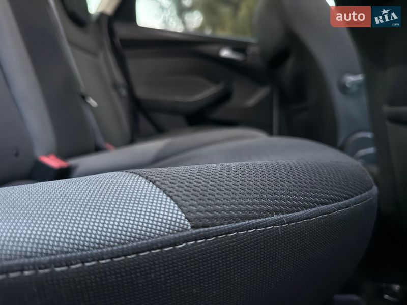 Универсал Ford Focus 2011 в Ровно