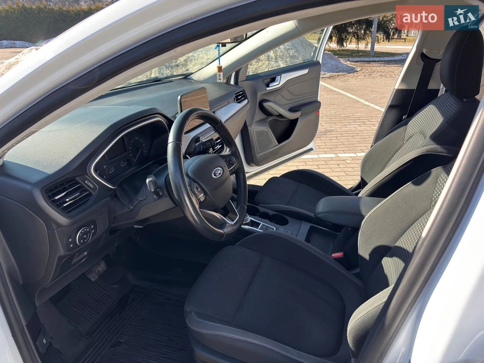 2019 Ford Focus - мініатюра 18