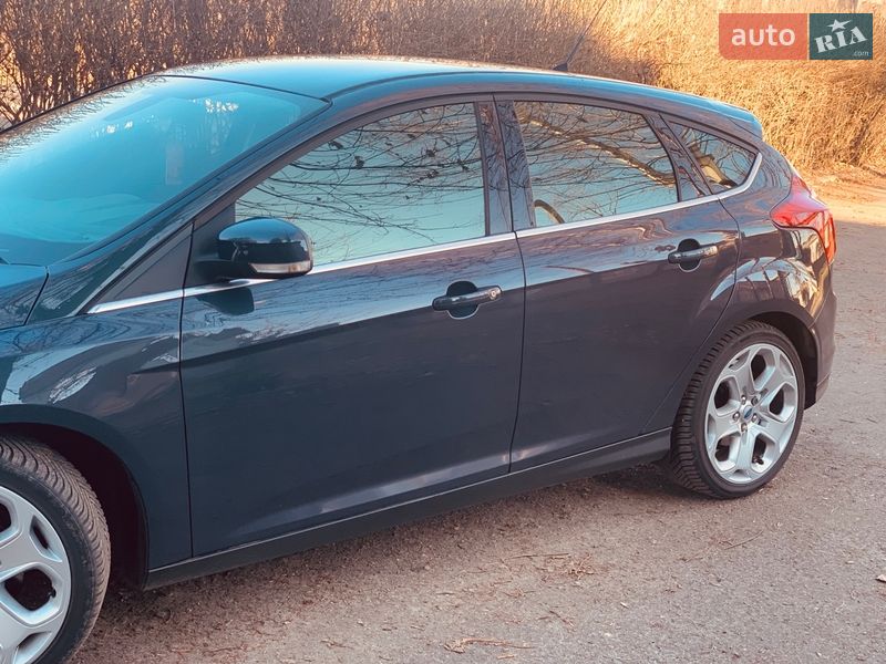 Хэтчбек Ford Focus 2013 в Стрые