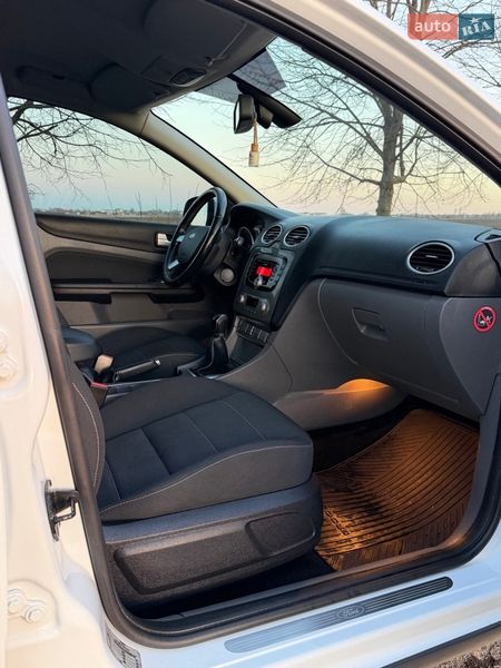 Универсал Ford Focus 2010 в Ровно