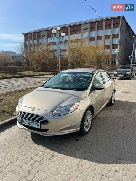 Хетчбек Ford Focus 2017 в Винниках