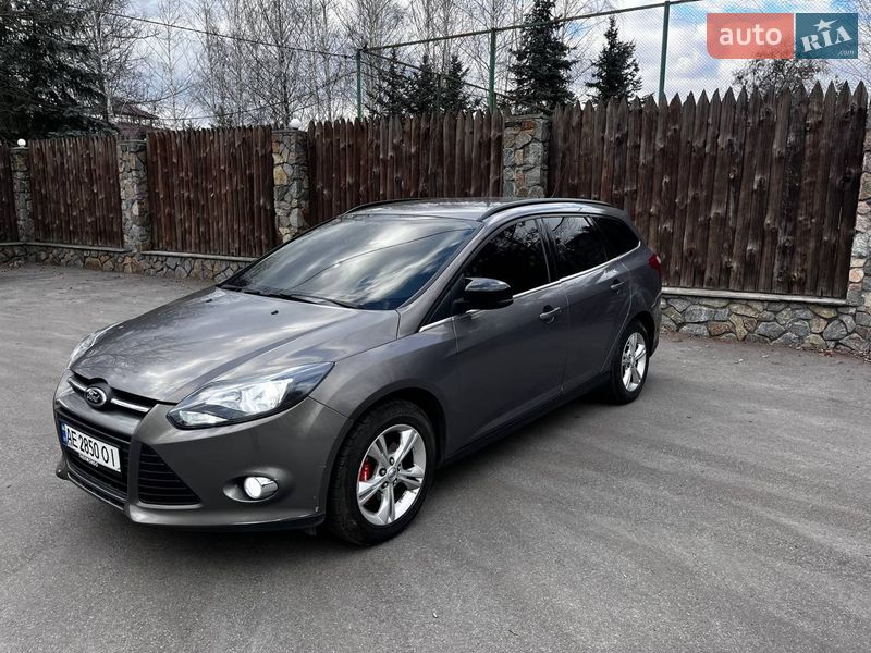 Універсал Ford Focus 2014 в Дніпрі