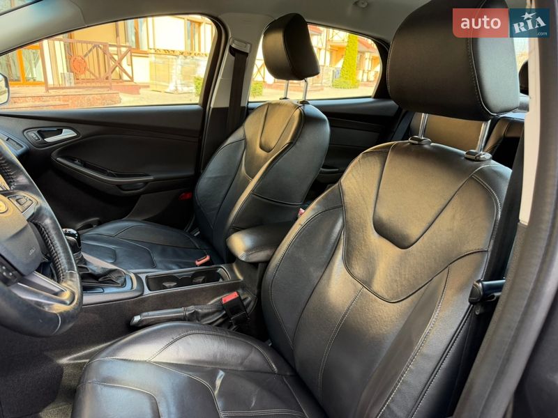 Седан Ford Focus 2015 в Луцке