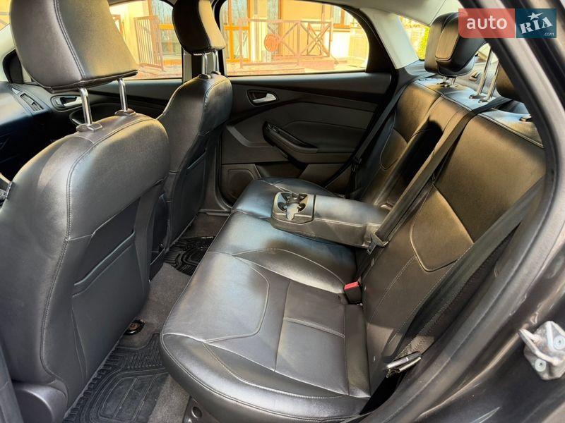 Седан Ford Focus 2015 в Луцке