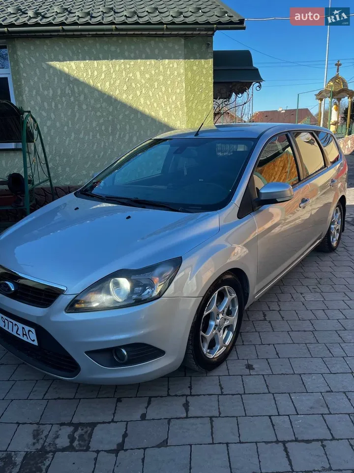 2010 Ford Focus - мініатюра 39