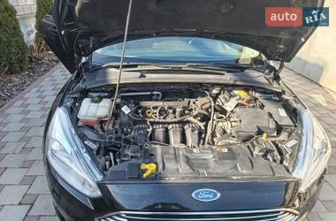 Хэтчбек Ford Focus 2015 в Одессе