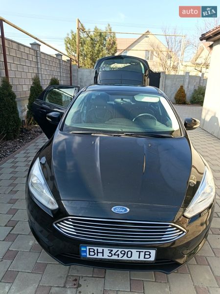 Хетчбек Ford Focus 2015 в Одесі