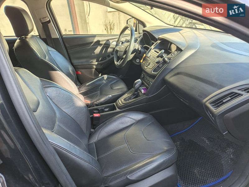 Хетчбек Ford Focus 2015 в Одесі