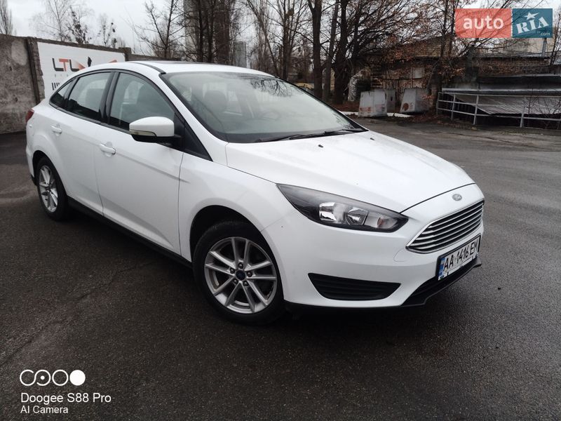 Седан Ford Focus 2015 в Киеве