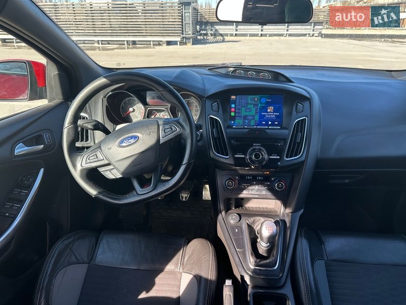 Хетчбек Ford Focus 2016 в Києві