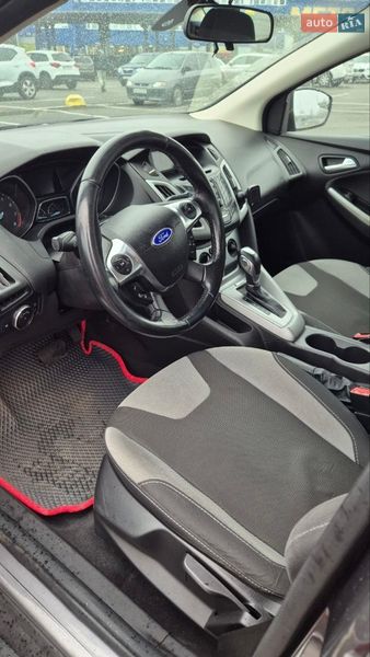 Хэтчбек Ford Focus 2012 в Киеве