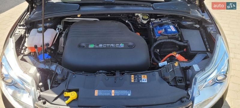 Хэтчбек Ford Focus 2013 в Сумах