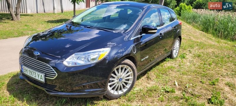 Хэтчбек Ford Focus 2013 в Сумах