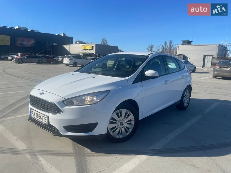 Хэтчбек Ford Focus 2016 в Киеве