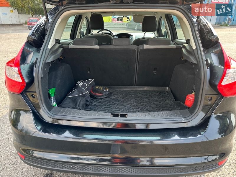 Хэтчбек Ford Focus 2012 в Запорожье