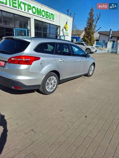 Універсал Ford Focus 2016 в Івано-Франківську