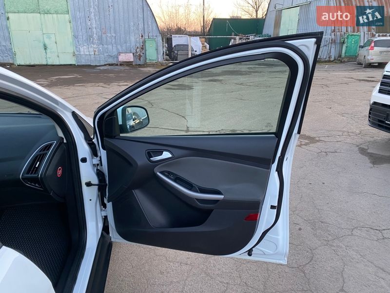 Универсал Ford Focus 2012 в Ровно