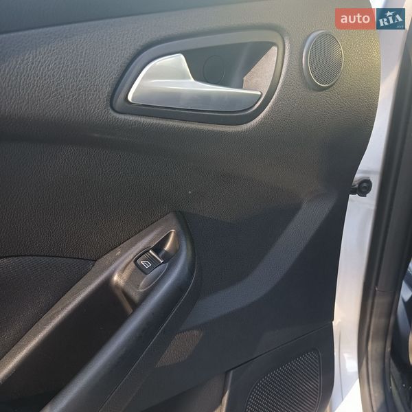 Хэтчбек Ford Focus 2013 в Киеве