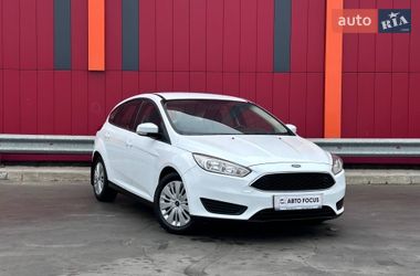 Хетчбек Ford Focus 2015 в Києві