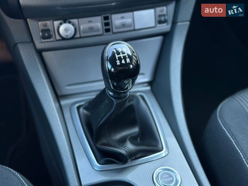 Универсал Ford Focus 2010 в Староконстантинове