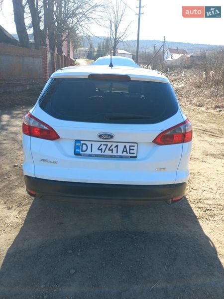 Универсал Ford Focus 2012 в Хырове