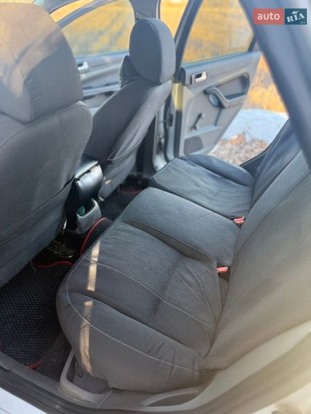 Седан Ford Focus 2008 в Лебедині