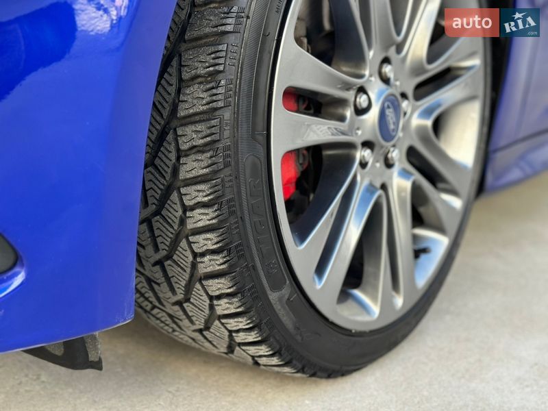 Хэтчбек Ford Focus 2015 в Одессе