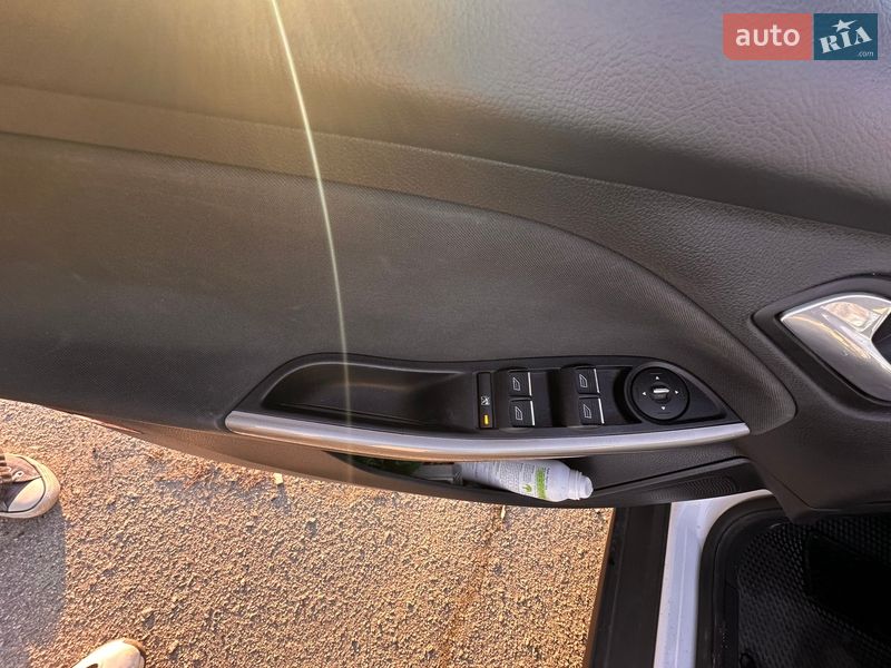Хэтчбек Ford Focus 2011 в Запорожье