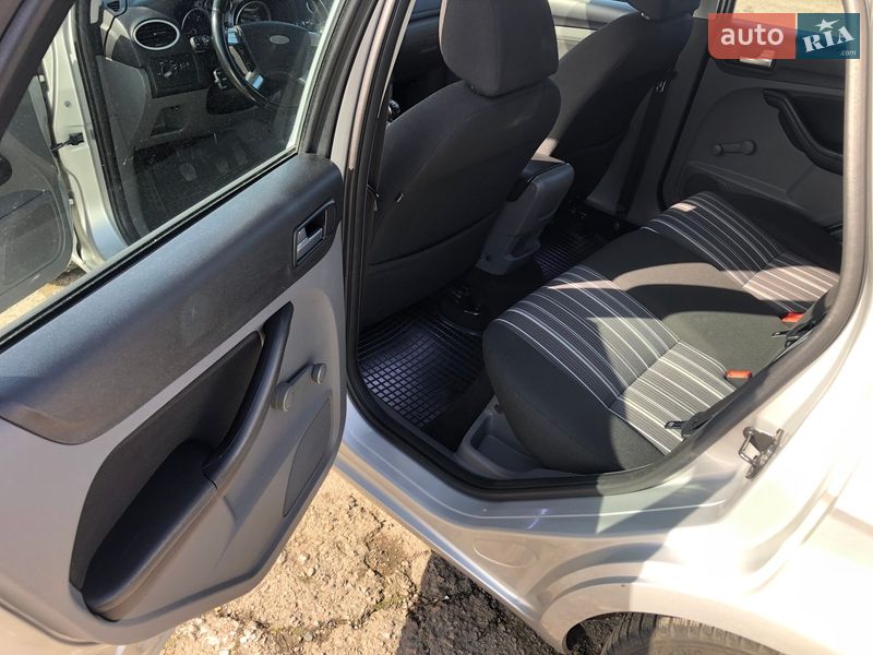 Универсал Ford Focus 2010 в Ровно