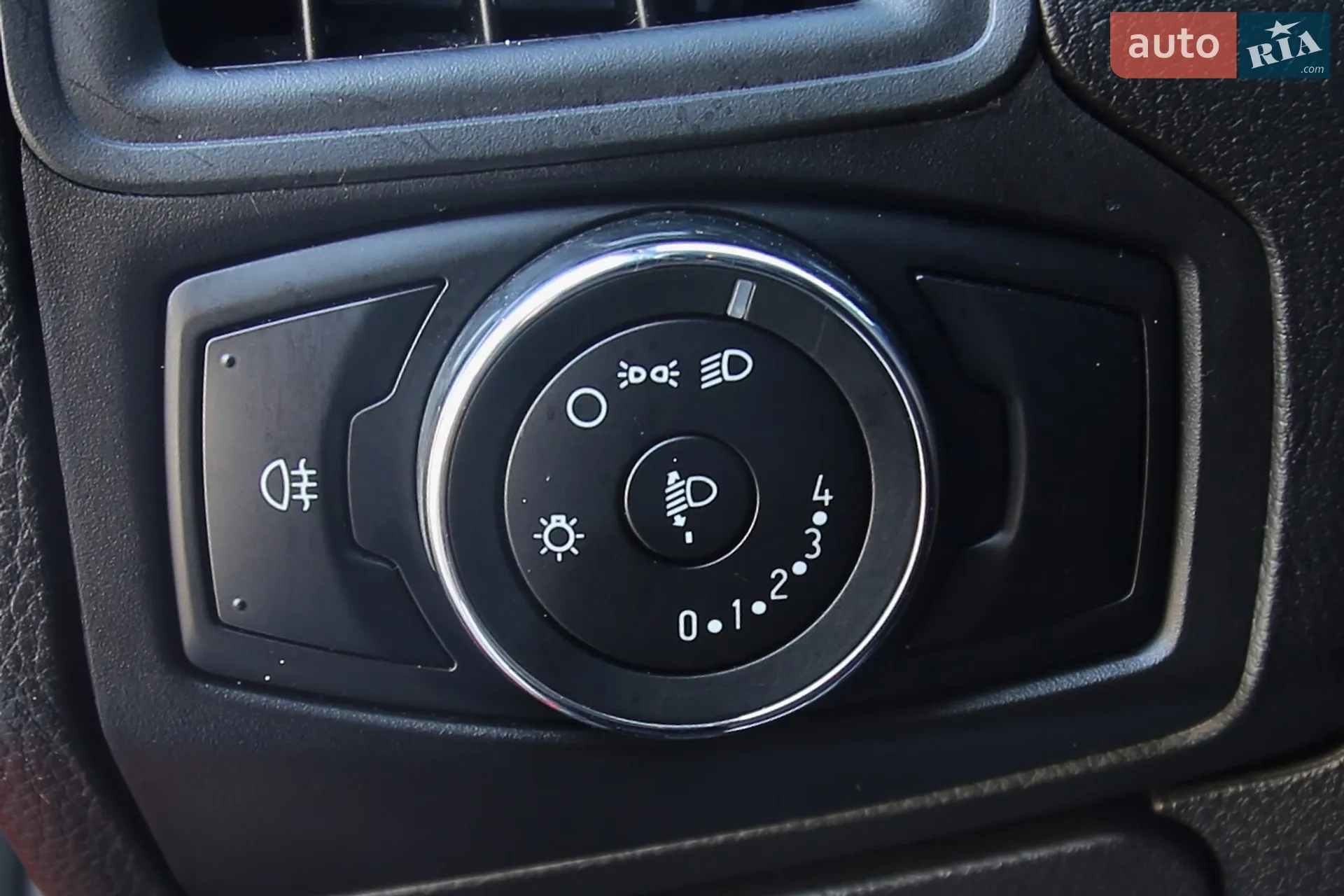 2013 Ford Focus - мініатюра 18