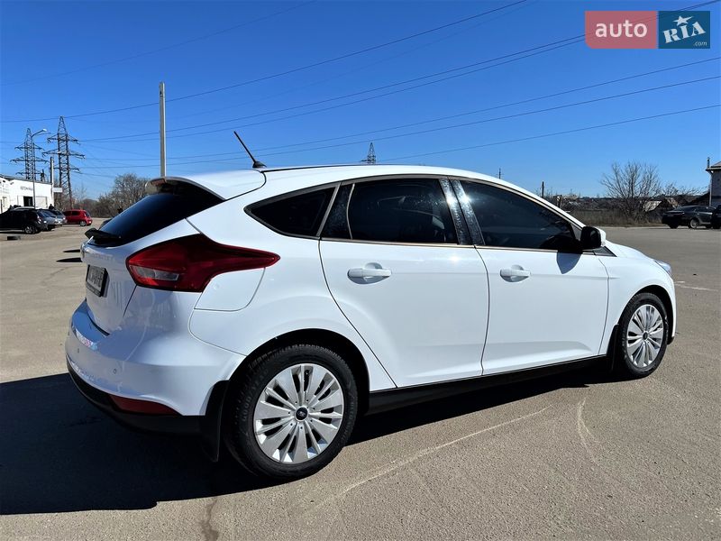 Хэтчбек Ford Focus 2017 в Харькове