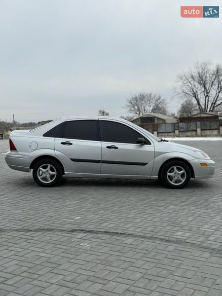 Седан Ford Focus 2003 в Днепре