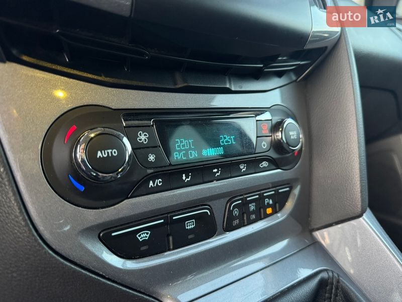 Универсал Ford Focus 2012 в Нововолынске