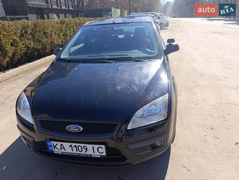 Хэтчбек Ford Focus 2007 в Киеве