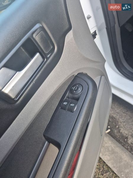 Універсал Ford Focus 2010 в Львові фото 13 Універсал Ford Focus 2010 в Львові