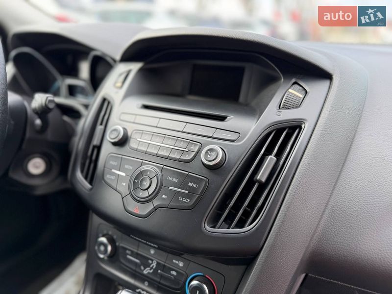 Хетчбек Ford Focus 2015 в Львові