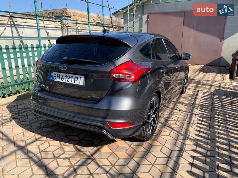 Хетчбек Ford Focus 2016 в Одесі