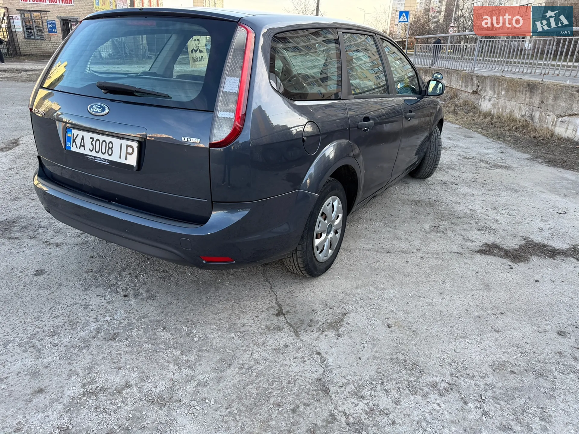 2010 Ford Focus - мініатюра 13