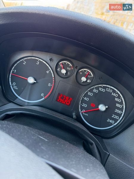 Універсал Ford Focus 2010 в Києві фото 2 Універсал Ford Focus 2010 в Києві