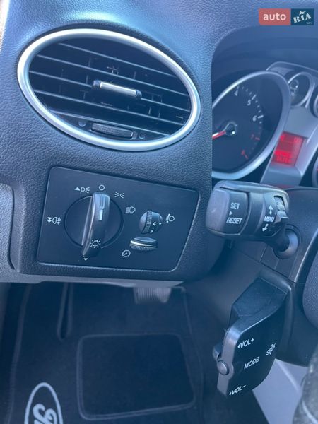 Седан Ford Focus 2009 в Николаеве фото 12 Седан Ford Focus 2009 в Николаеве