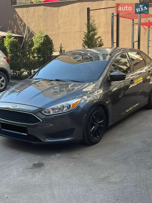 Седан Ford Focus 2016 в Києві