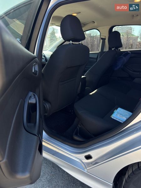 Седан Ford Focus 2015 в Черкасах фото 13 Седан Ford Focus 2015 в Черкасах