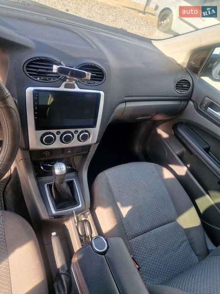 Хетчбек Ford Focus 2007 в Мостиській